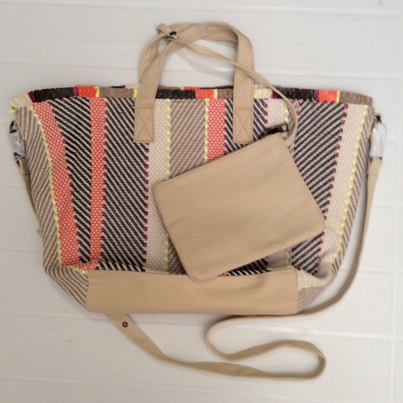 Steve Madden Handbags - Steve Madden | Woven Tote